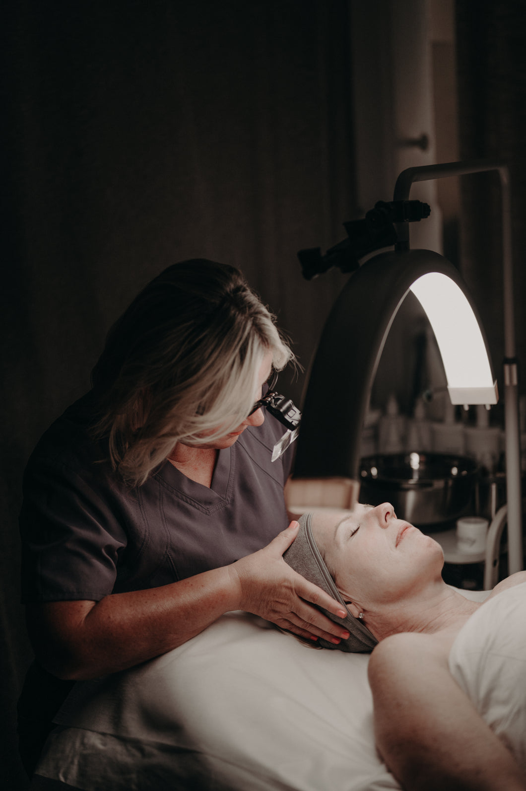 Advanced Skin Health Consultation & Analysis - Tanya Ferguson