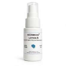 Söusmoon Lotion N spray bottle on a white background